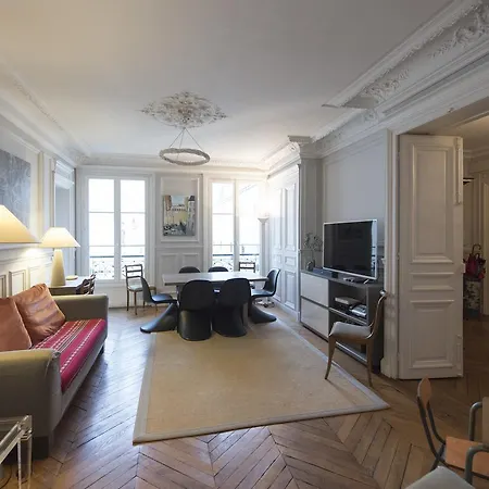 Apartament Veeve - Charming Haussmannian Paryż